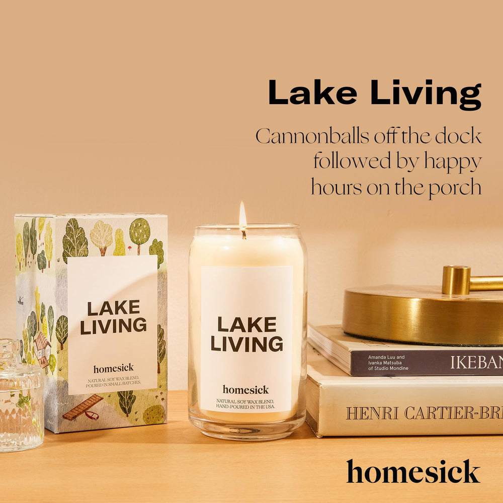 Homesick Lake Living wax closeup shows natural soy blend for a clean burn.