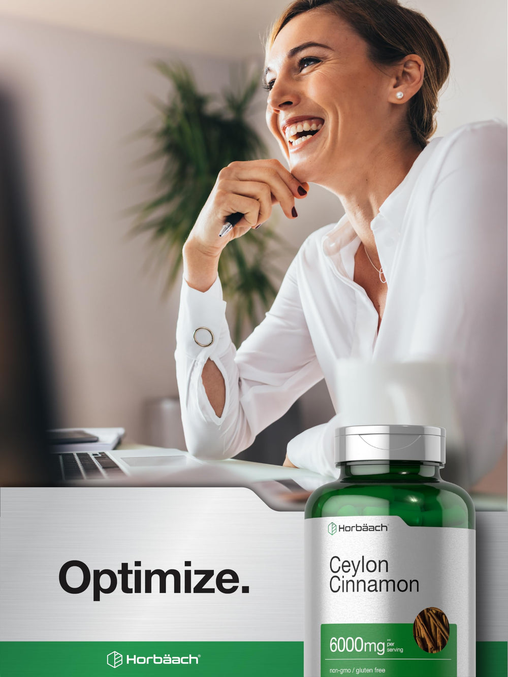 Horbäach Ceylon Cinnamon capsules arranged for daily use routine