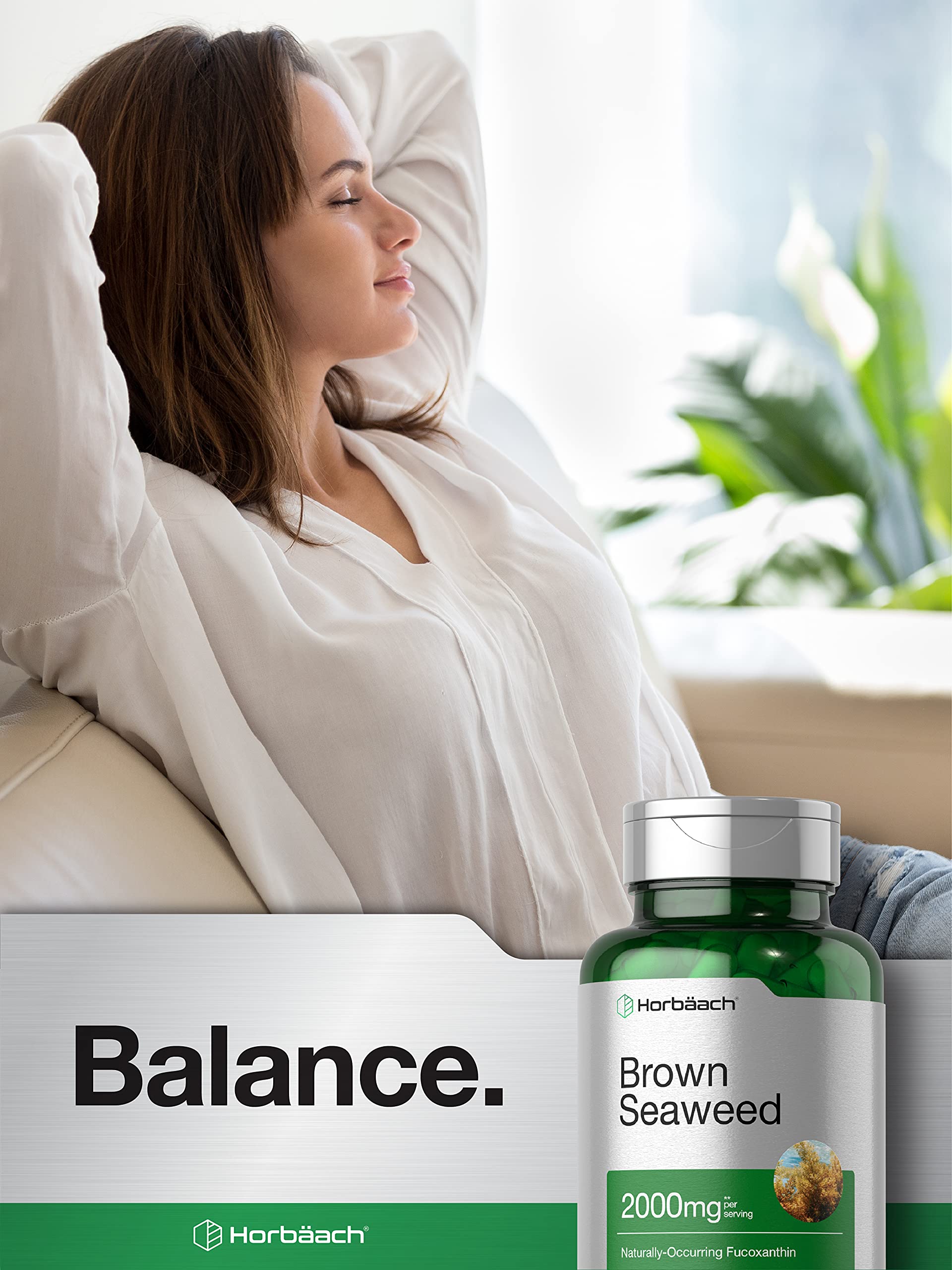 Horbäach Fucoxanthin-rich capsule closeup emphasizes natural antioxidant content.