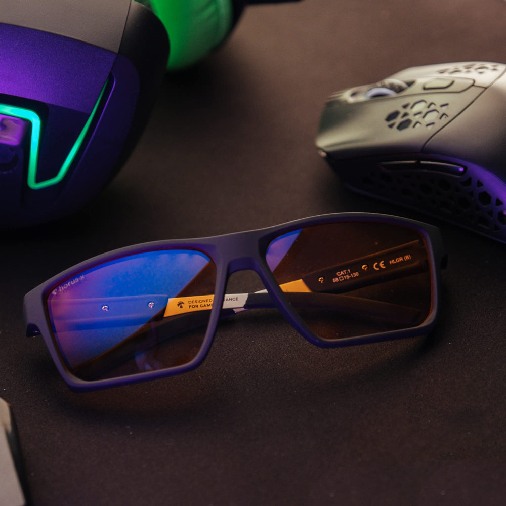 Horus X Revolution Black lifestyle scene illustrating gaming and work use