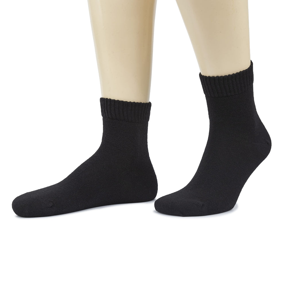 Hugh Ugoli available sizes 8–11 and 11–13 for versatile fit.