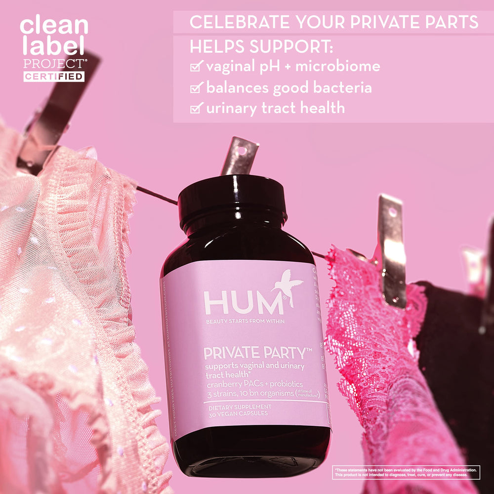 Capsules showing three Lactobacillus strains and cranberry PACs for everyday feminine health.