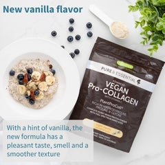 Igennus Vanilla Collagen Powder scoop illustrating convenient serving for daily protein