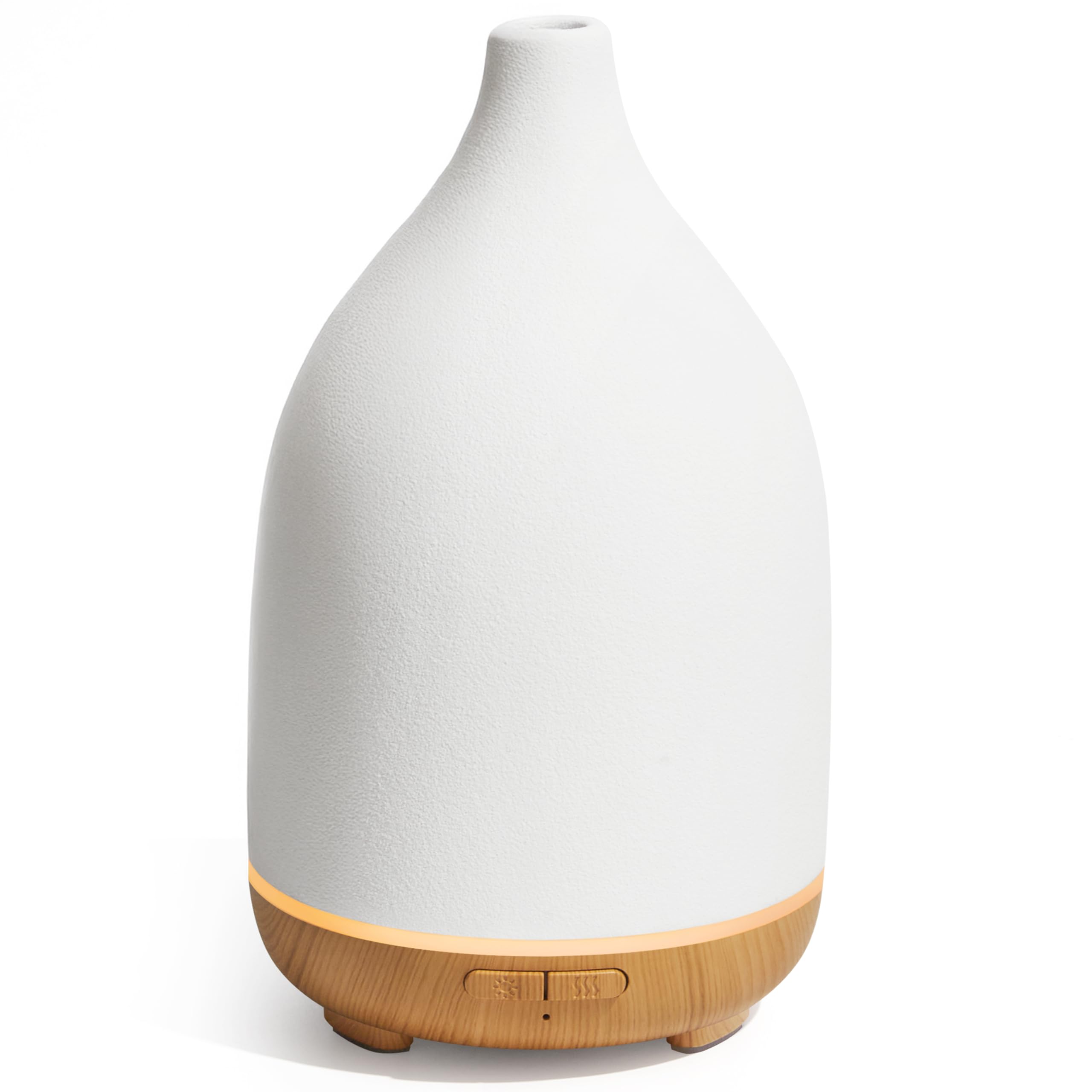 InnoGear ceramic diffuser cover in white enhances decor and provides gentle aroma diffusion.