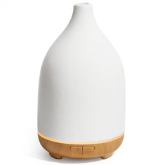 InnoGear ceramic diffuser cover in white enhances decor and provides gentle aroma diffusion.
