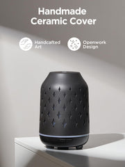 InnoGear diffuser shows upward mist output delivering a steady cool mist for ample diffusion.