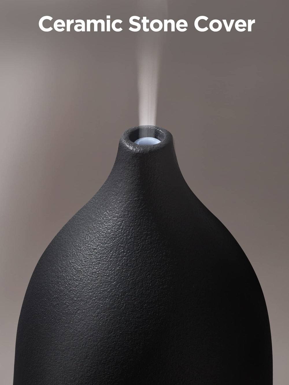 InnoGear diffuser continuous mist mode close-up demonstrates steady aroma release.