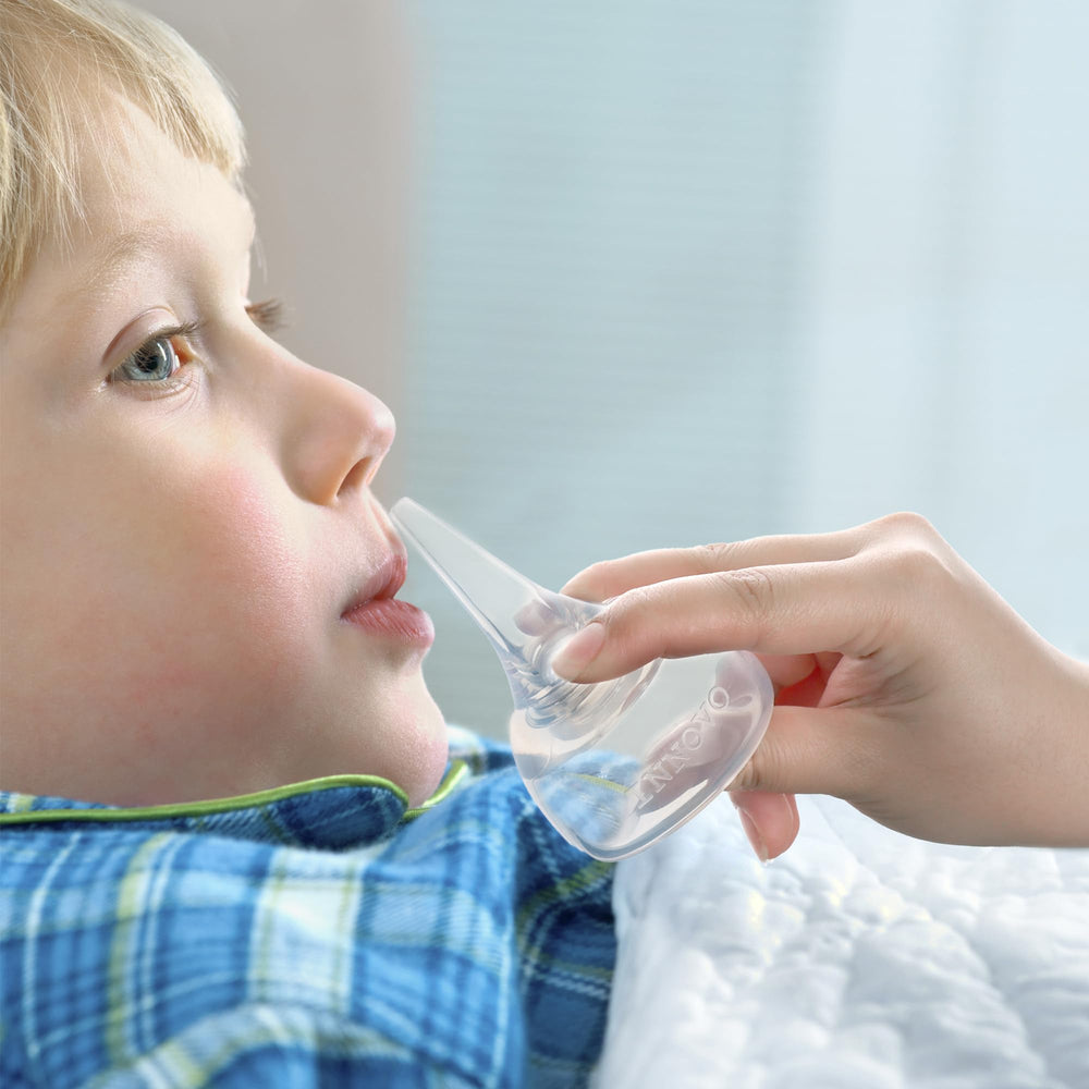 Innovo reusable nasal aspirator for baby care on the go