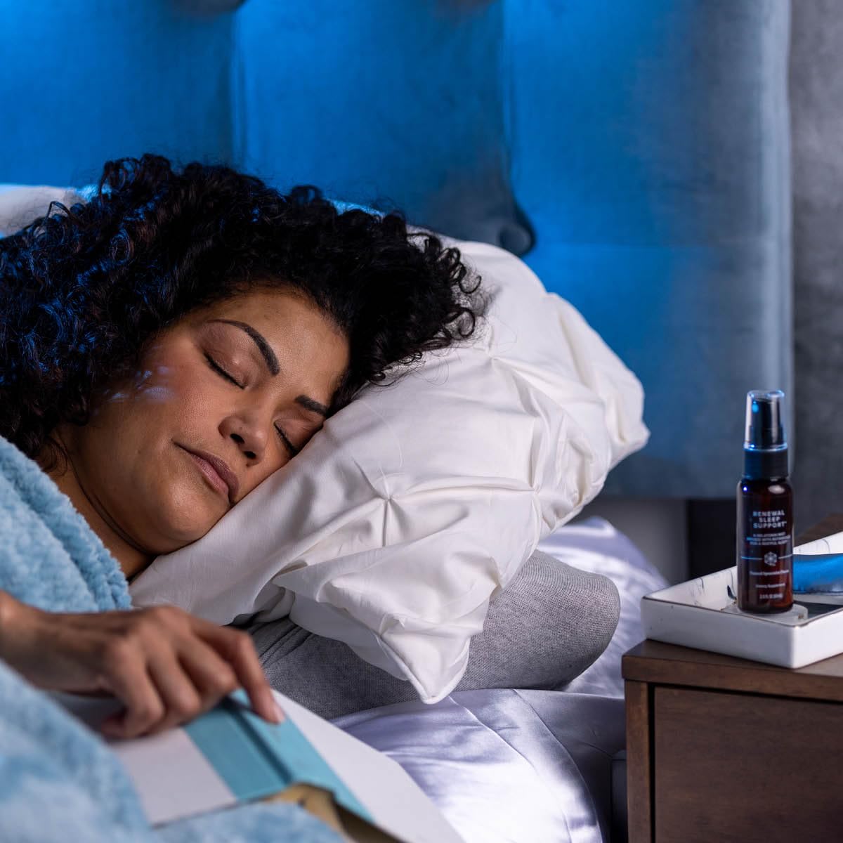 Isagenix Renewal Sleep Support cool spearmint flavor inviting bedtime rituals.