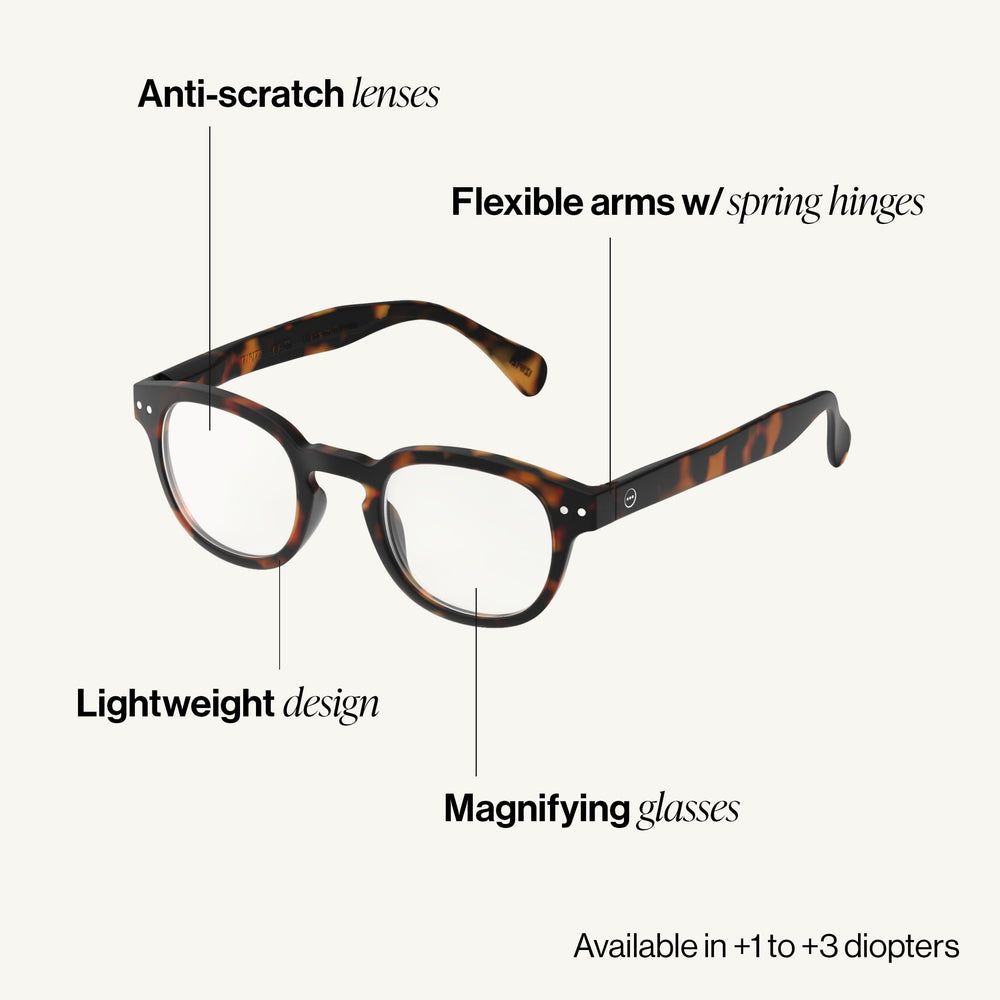 Close-up of IZIPIZI READING C spring hinges showing flexible fit for daily wear.