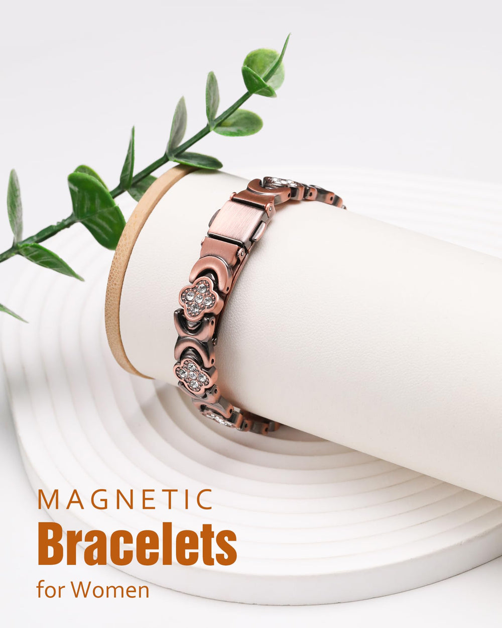 Jecanori coordinated set offers versatile styling and comfortable wear.