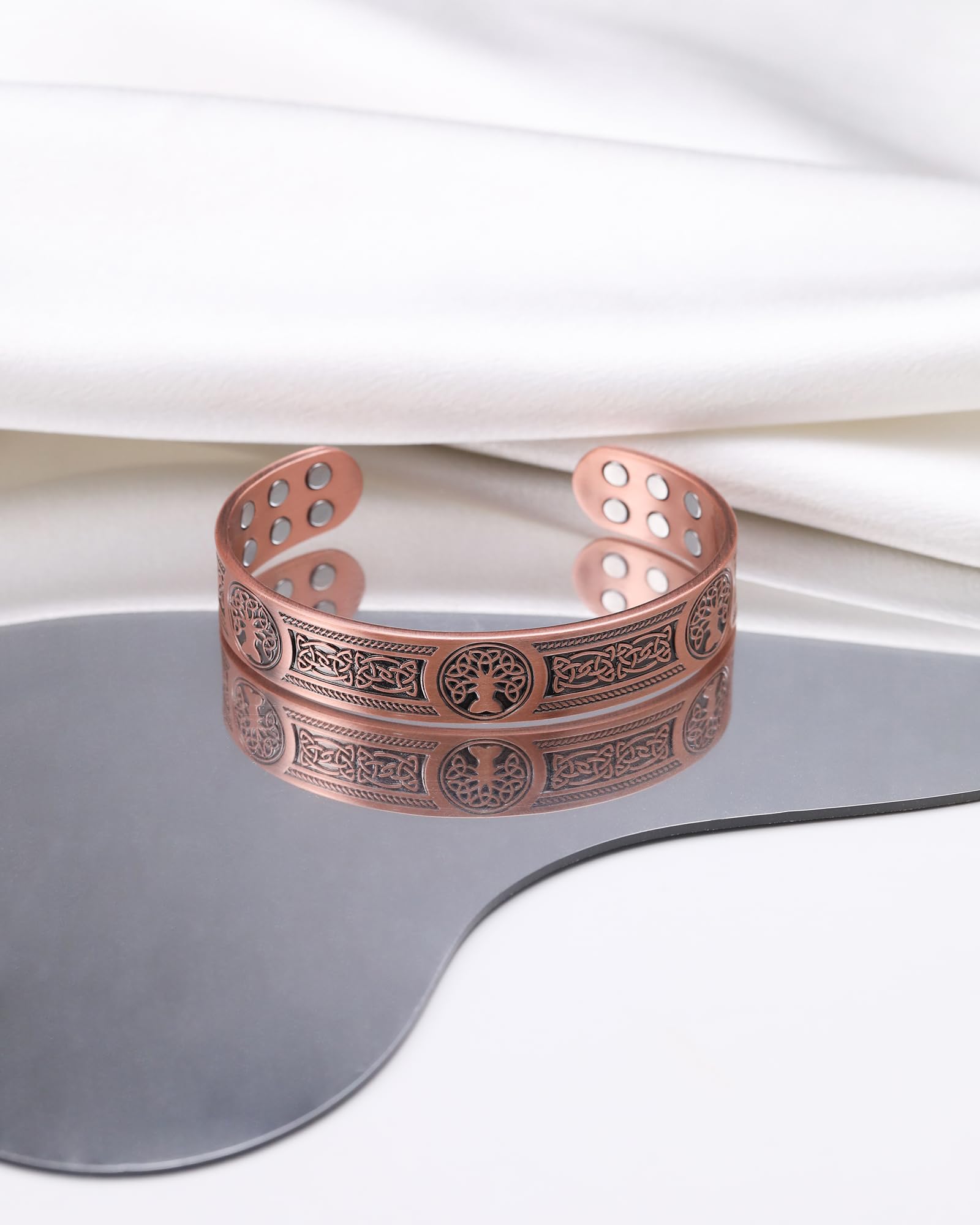 Jecanori copper bracelet care guide promotes easy maintenance.