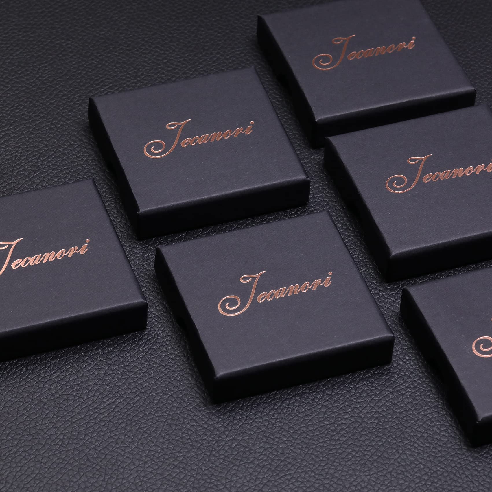 Dual magnets embedded in the Jecanori ring provide balanced design.
