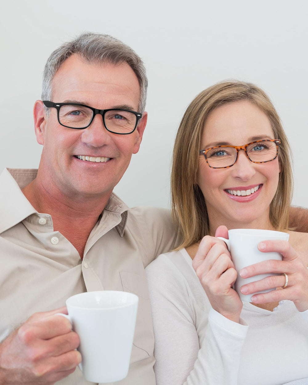 JOLISU five-pack reading glasses provide ready pairs for home, bag, or desk.