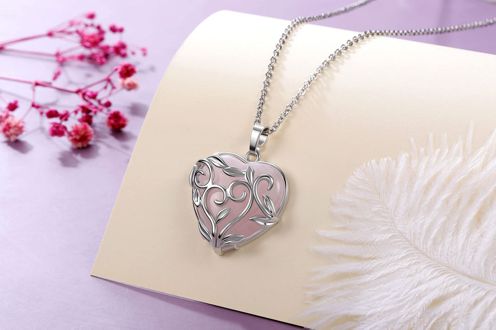 Jovivi flower leaf wrap detail on the pendant showcasing craftsmanship.