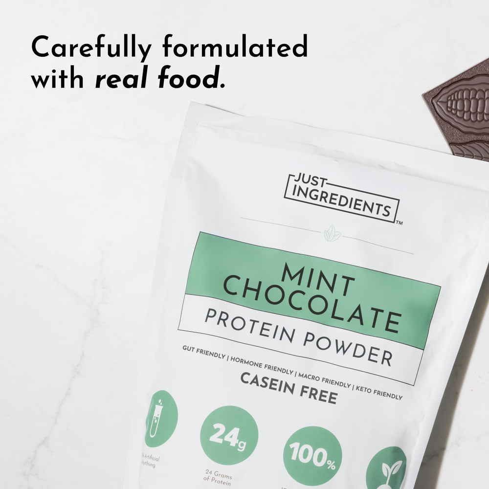 JUST INGREDIENTS Mint Chocolate Protein Powder smoothie poured into glass