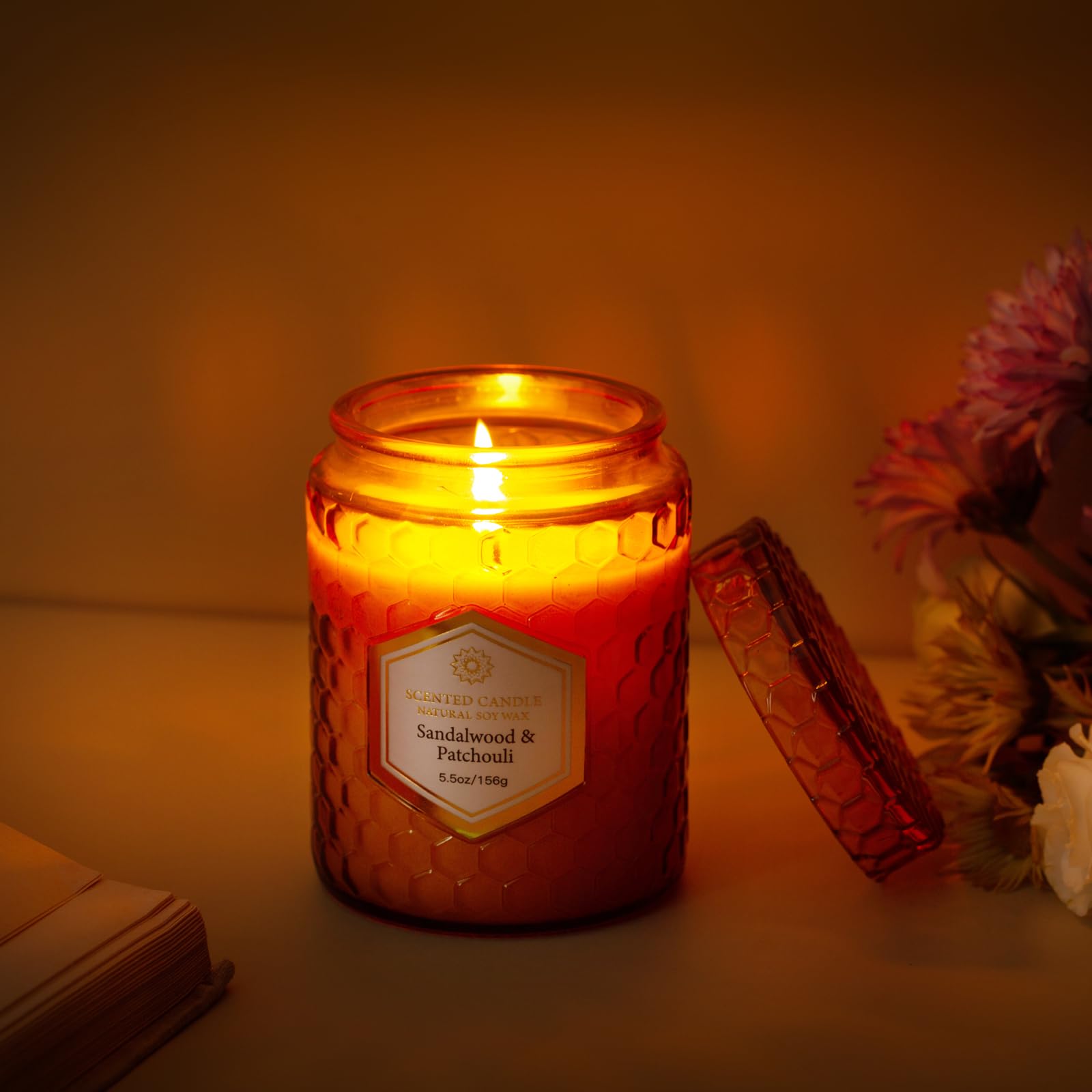 JXDLSQ Eucalyptus & Sage candle jar promotes clean scent suitable for meditation or bath rituals.