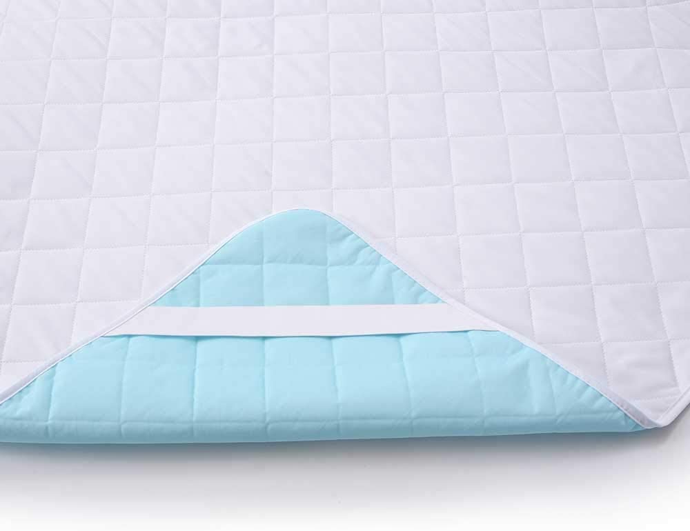 KANECH reusable underpad designed for machine washing and repeated use.