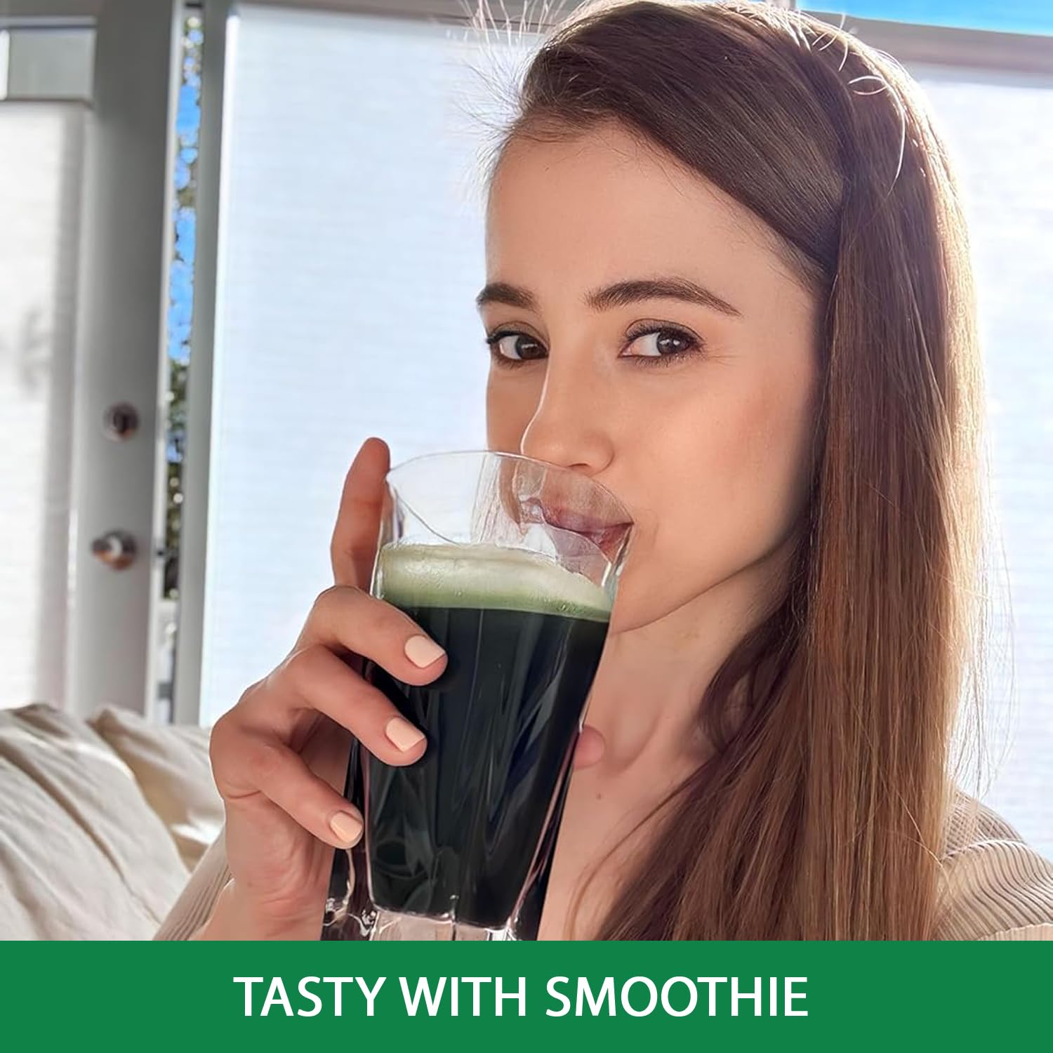 Kate Naturals spirulina powder scoop for easy daily use in shakes