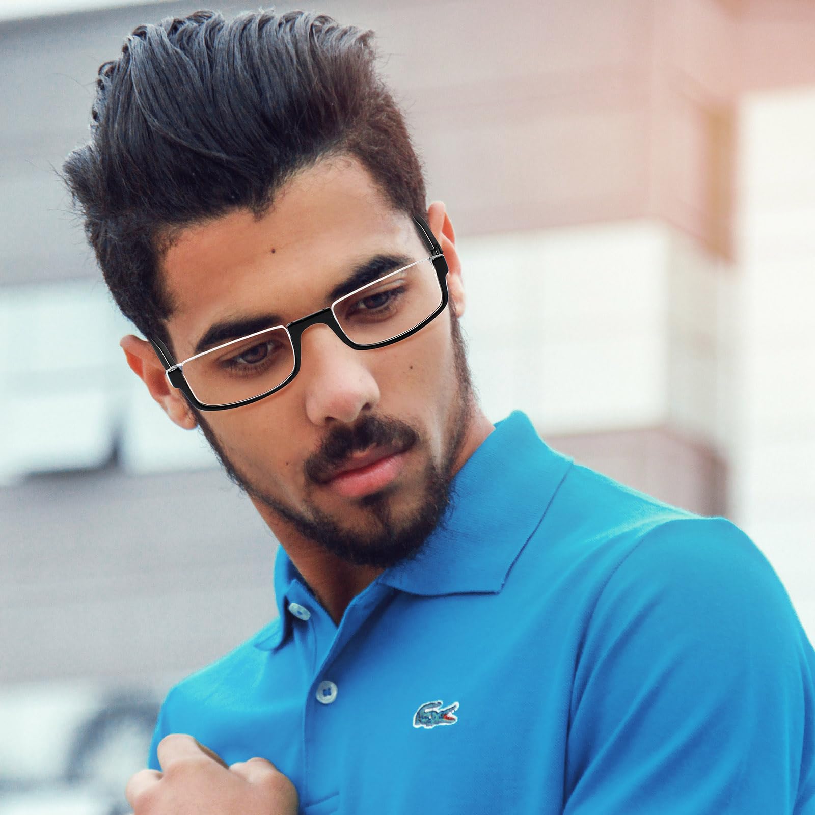 Kerecsen cleaning cloth with five eyeglass pouches included in the set