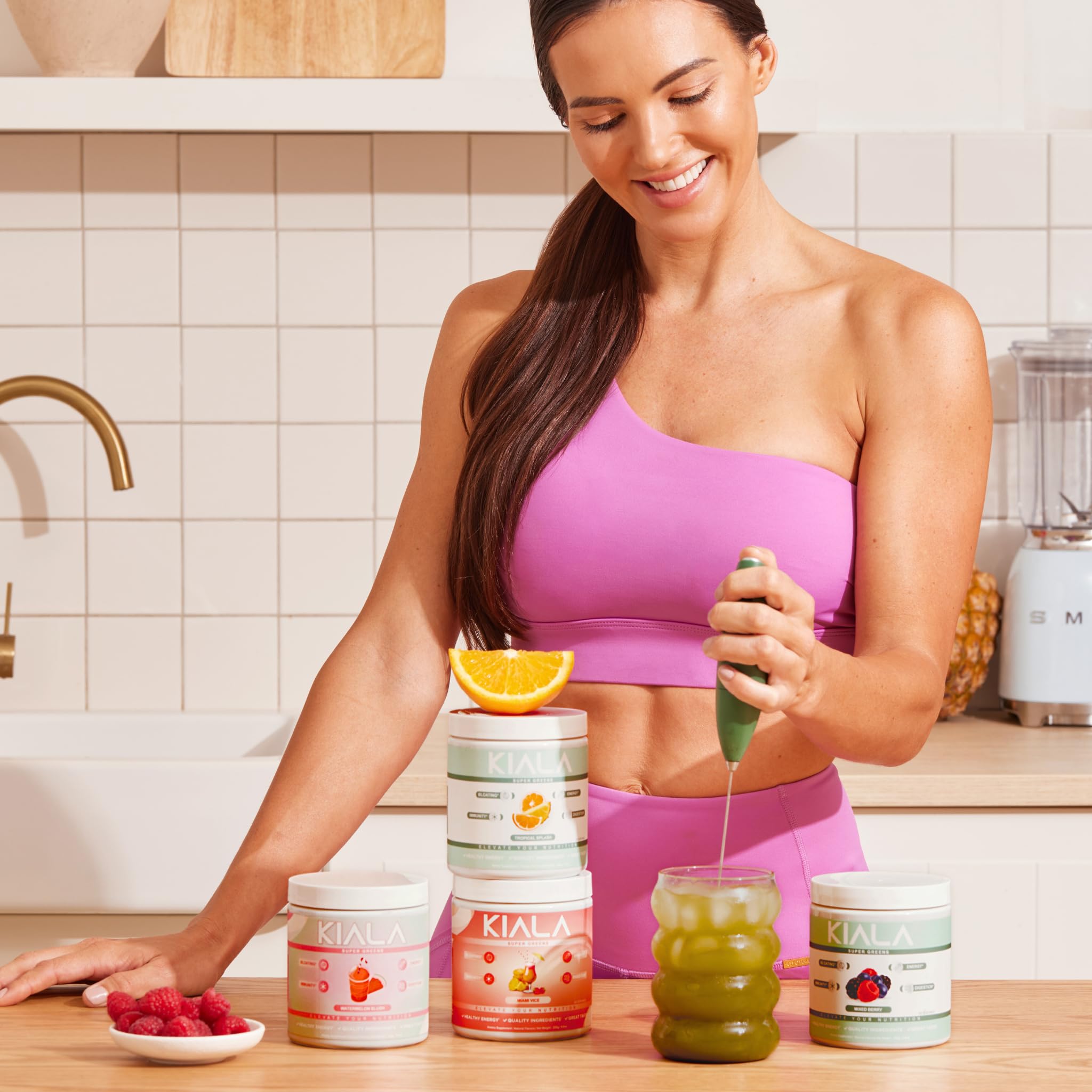 Kiala Nutrition Super Greens Spectra blend label highlights antioxidant-rich formula for daily support.