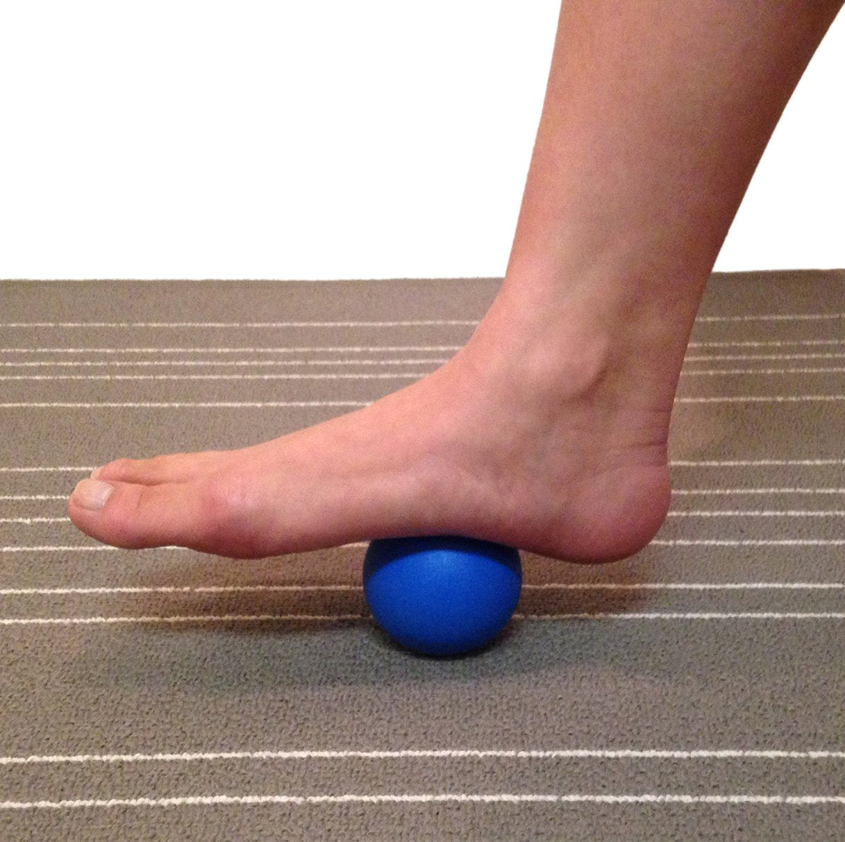 Kieba red ball on foot arch for relief and recovery