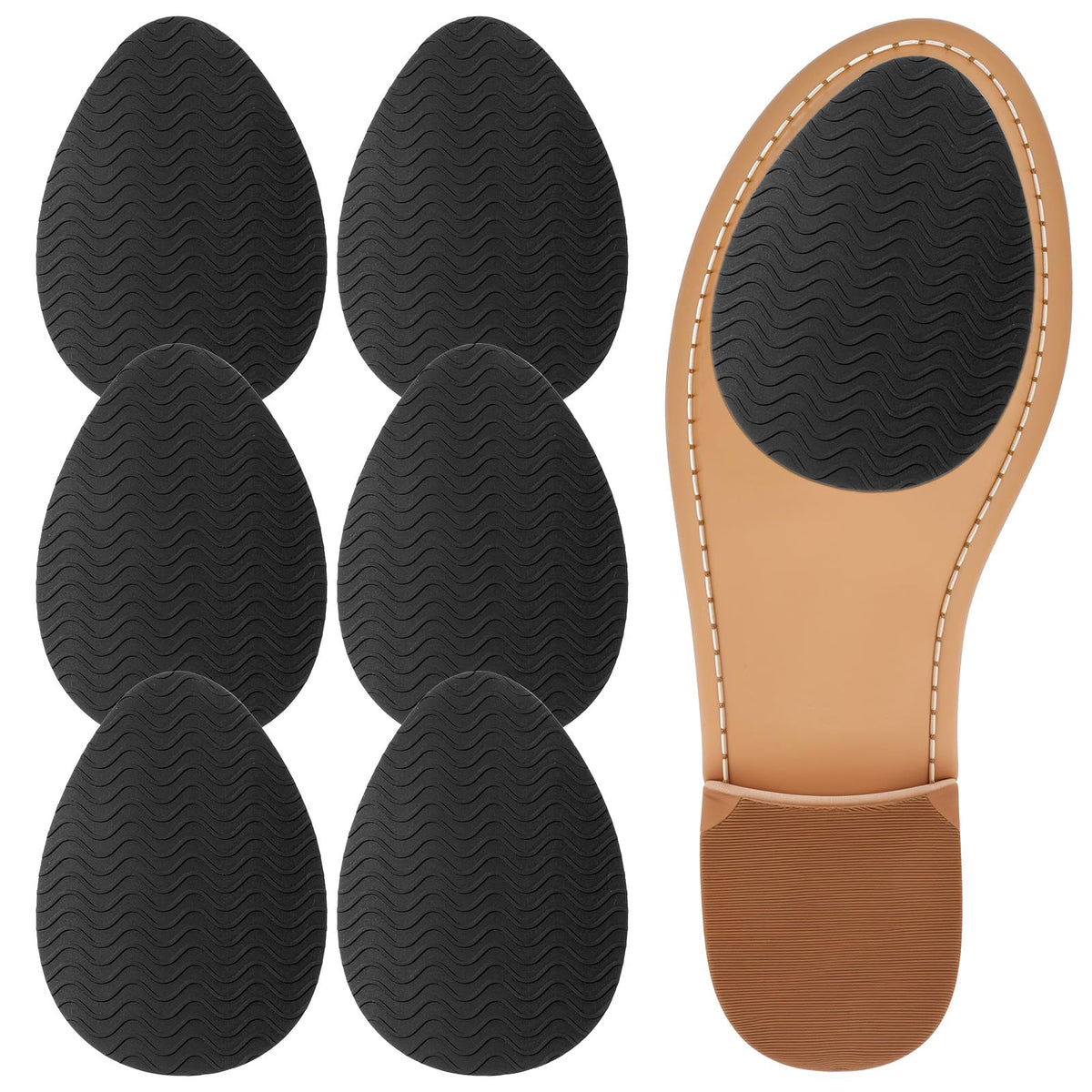 Kifmurase anti-skid pad on shoe bottom for improved grip and stability.