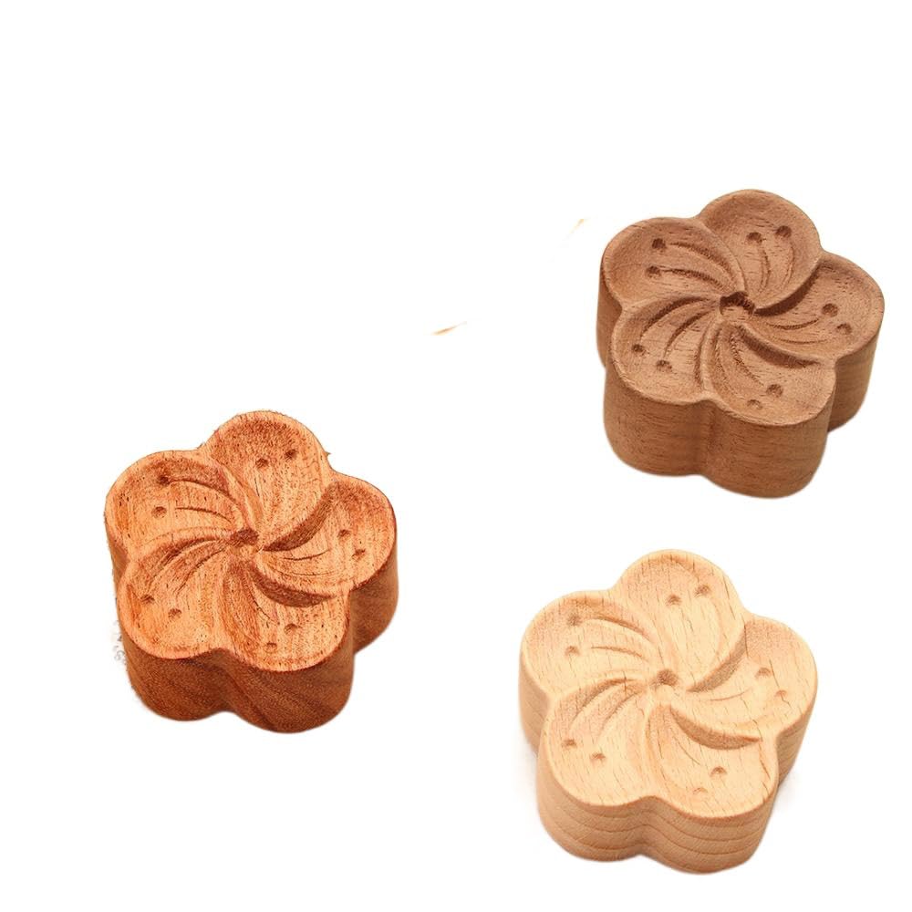 Kopida wood diffuser flower shape close-up showing natural wood grain for calm ambiance