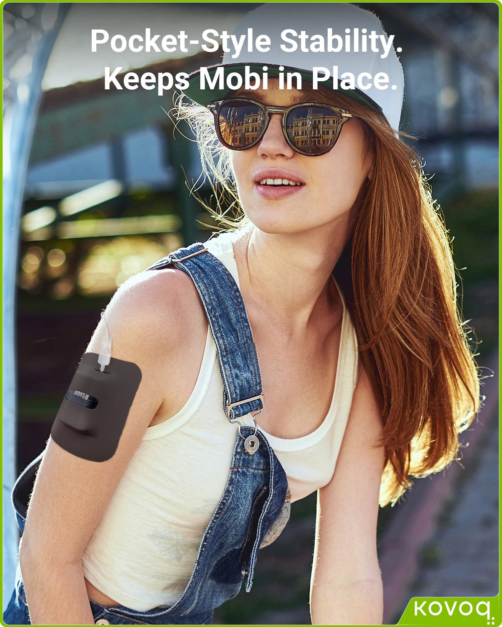 KOVOQ Tandem Mobi stretch fabric detail highlights fray-resistance