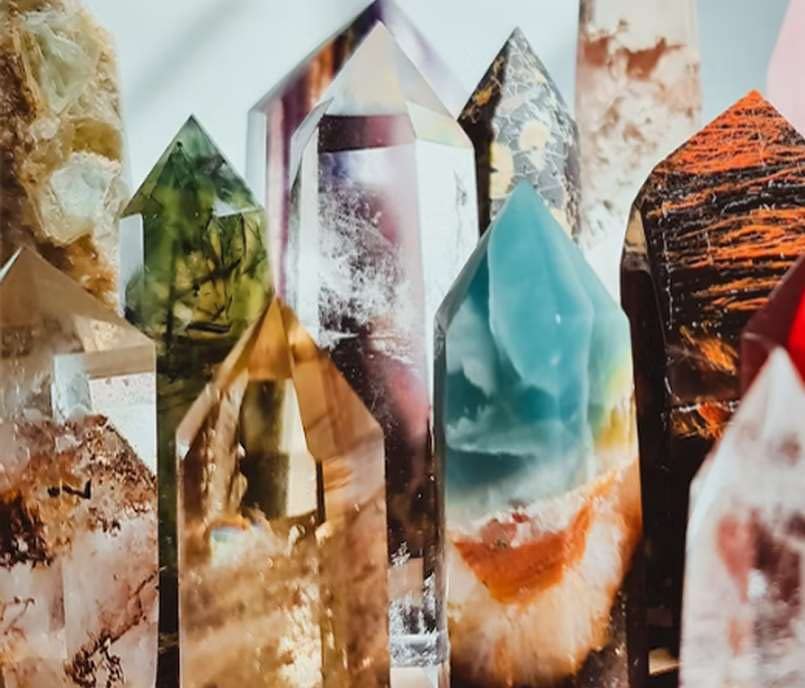 LAIDANLA clear quartz wand demonstrating energy protection potential