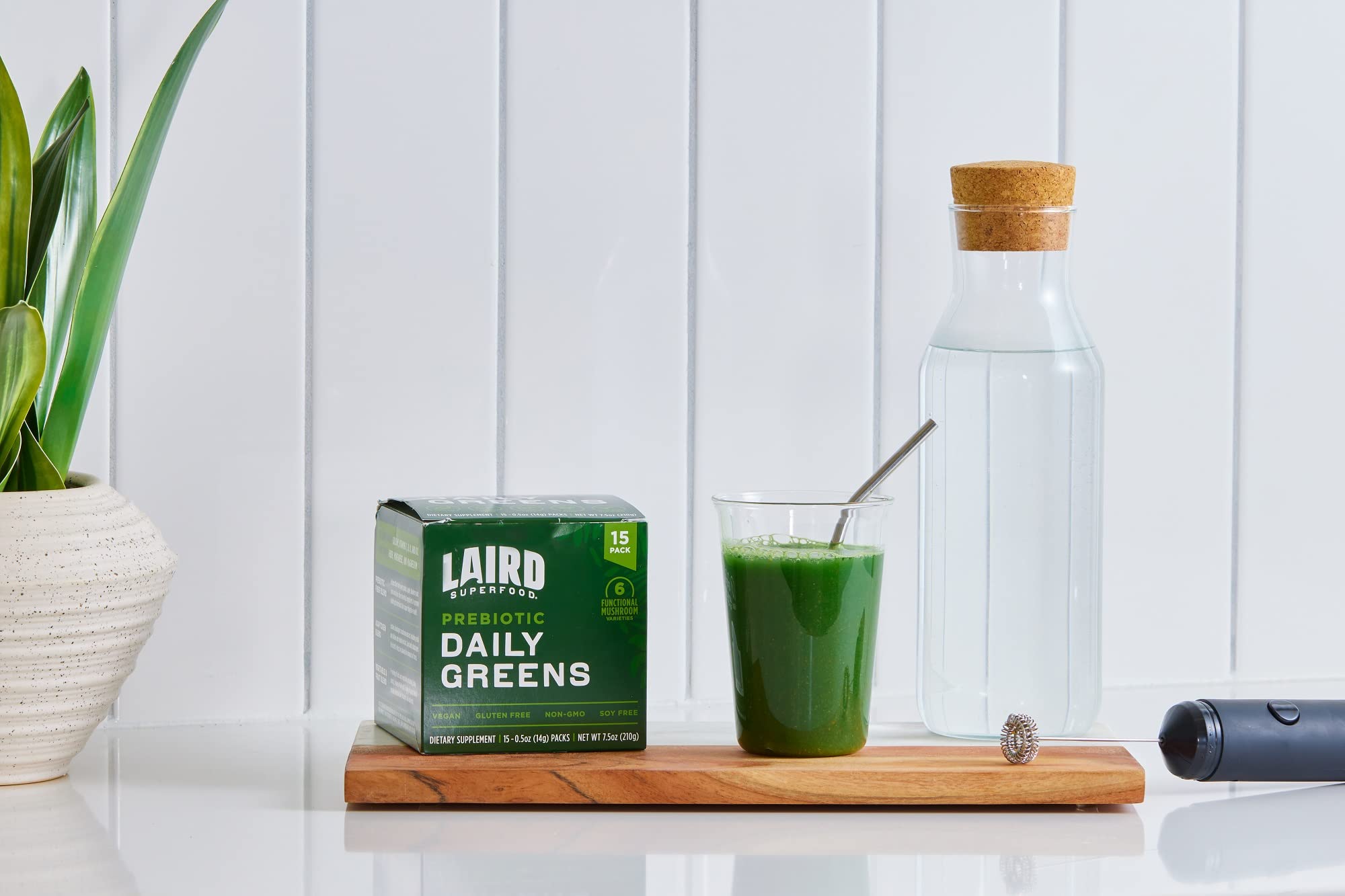 Laird Superfood Prebiotic Daily Greens recyclable packaging materials.