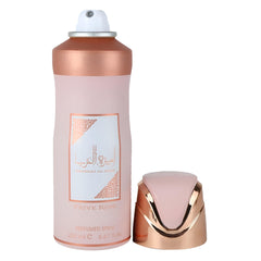 Lattafa Asdaaf Ameerat Al Arab Prive Rose fragrance notes bloom on skin with a lasting feminine aura.