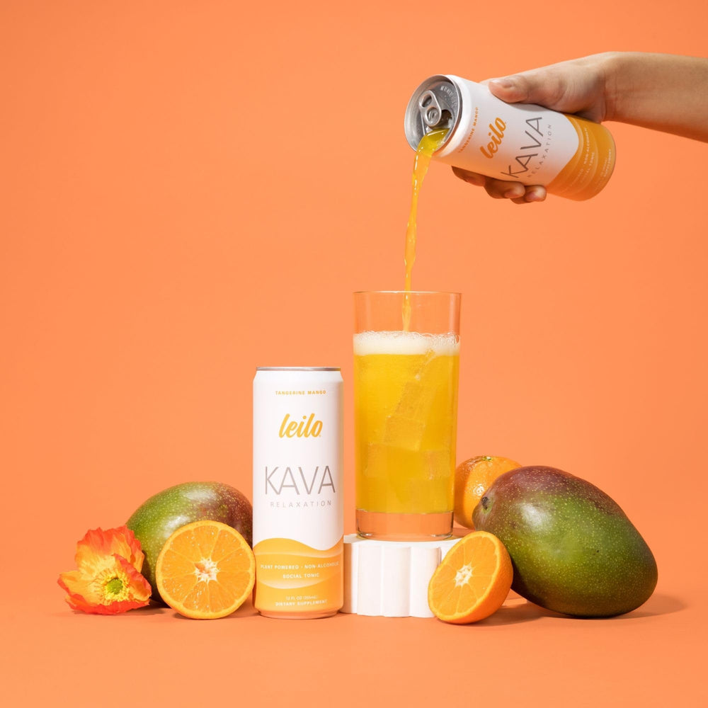 LEILO Tangerine Mango pour over ice for a smooth mocktail moment.