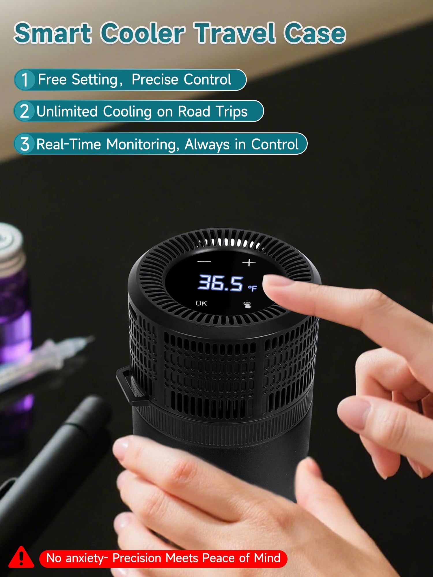 LengKe insulin travel case with digital temperature display for real-time monitoring.