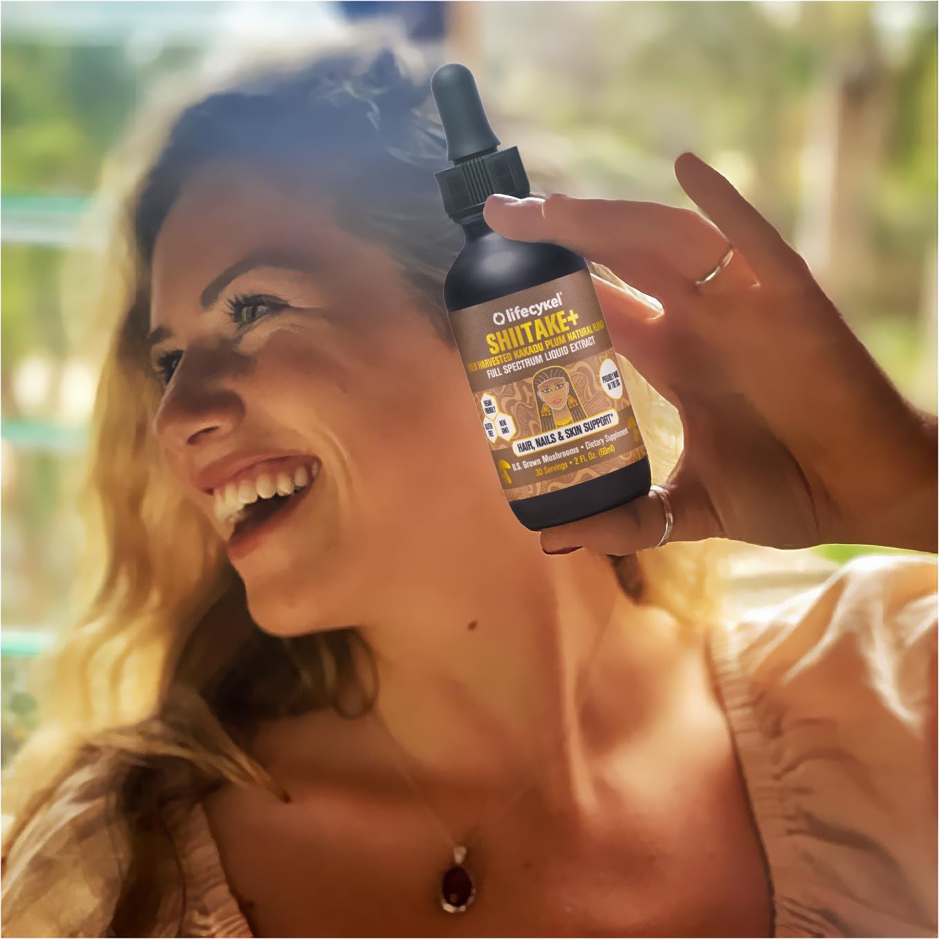 Life Cykel Kakadu Plum blend adds vitamin C for daily vitality.