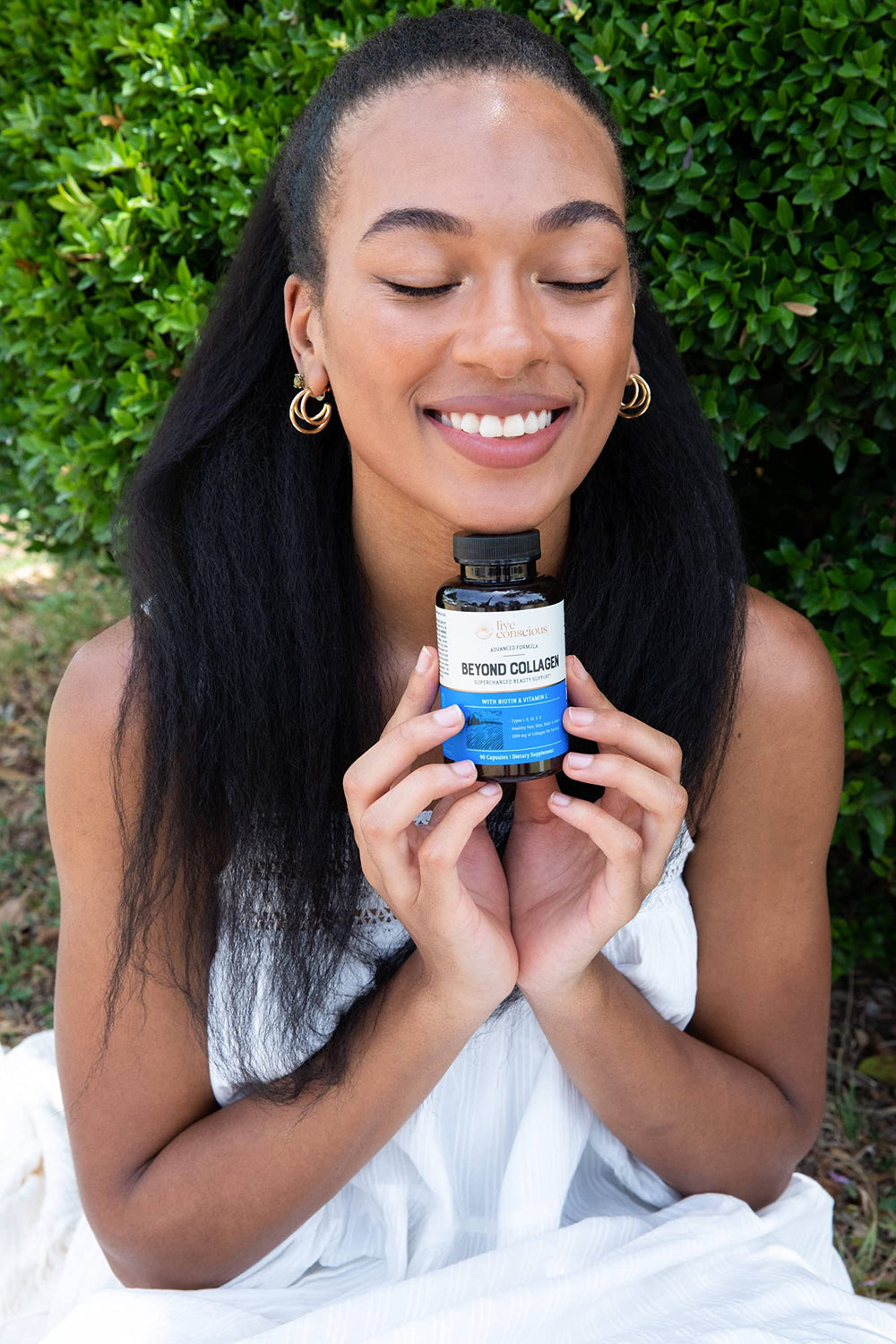 Live Conscious Beyond Collagen label graphic highlighting five collagen types.