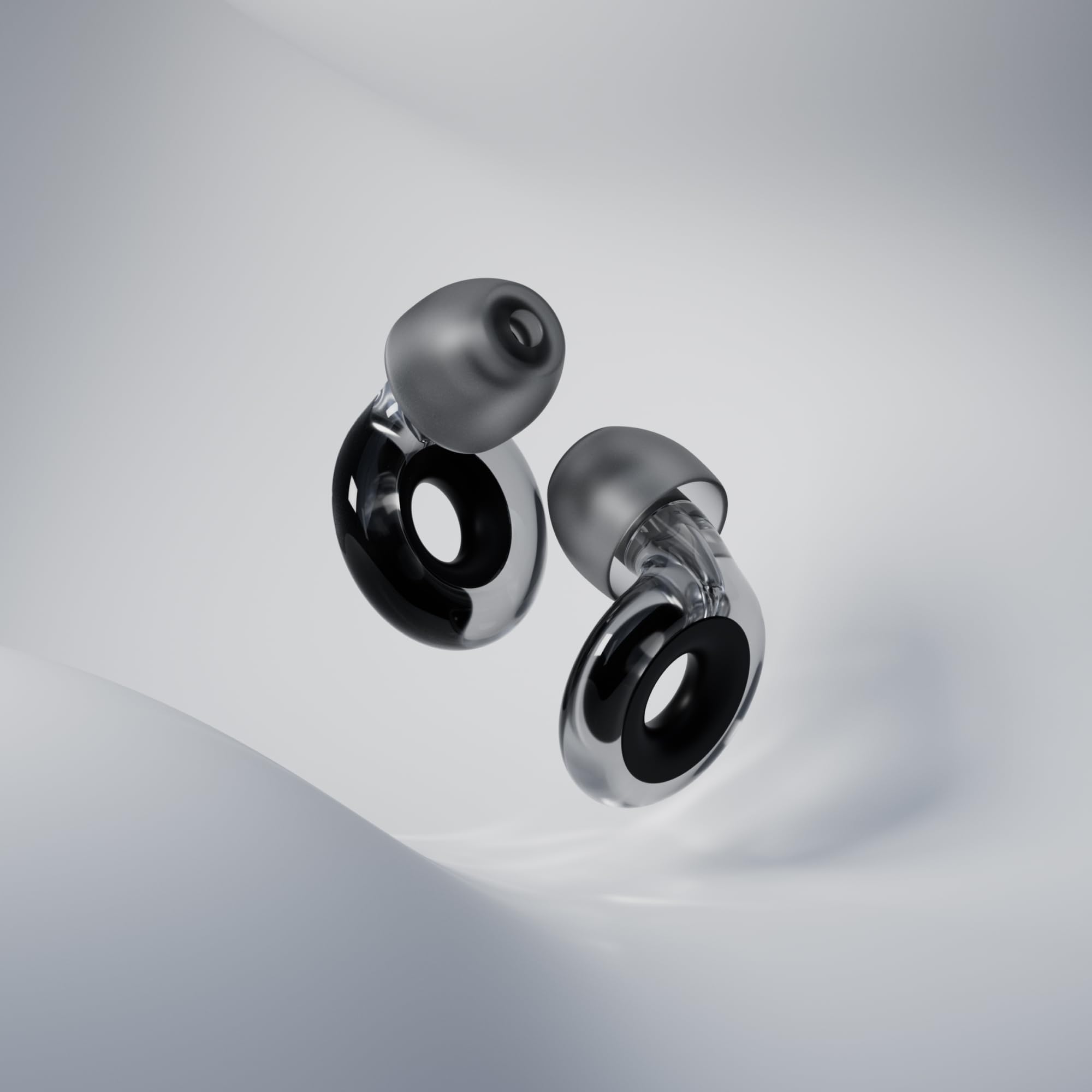 XS silicone tip on Loop Engage 2 Plus shows customizable fit