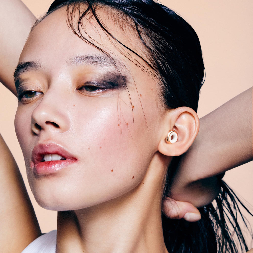 Loop Experience 2 Plus includes four ear tip sizes for secure fit