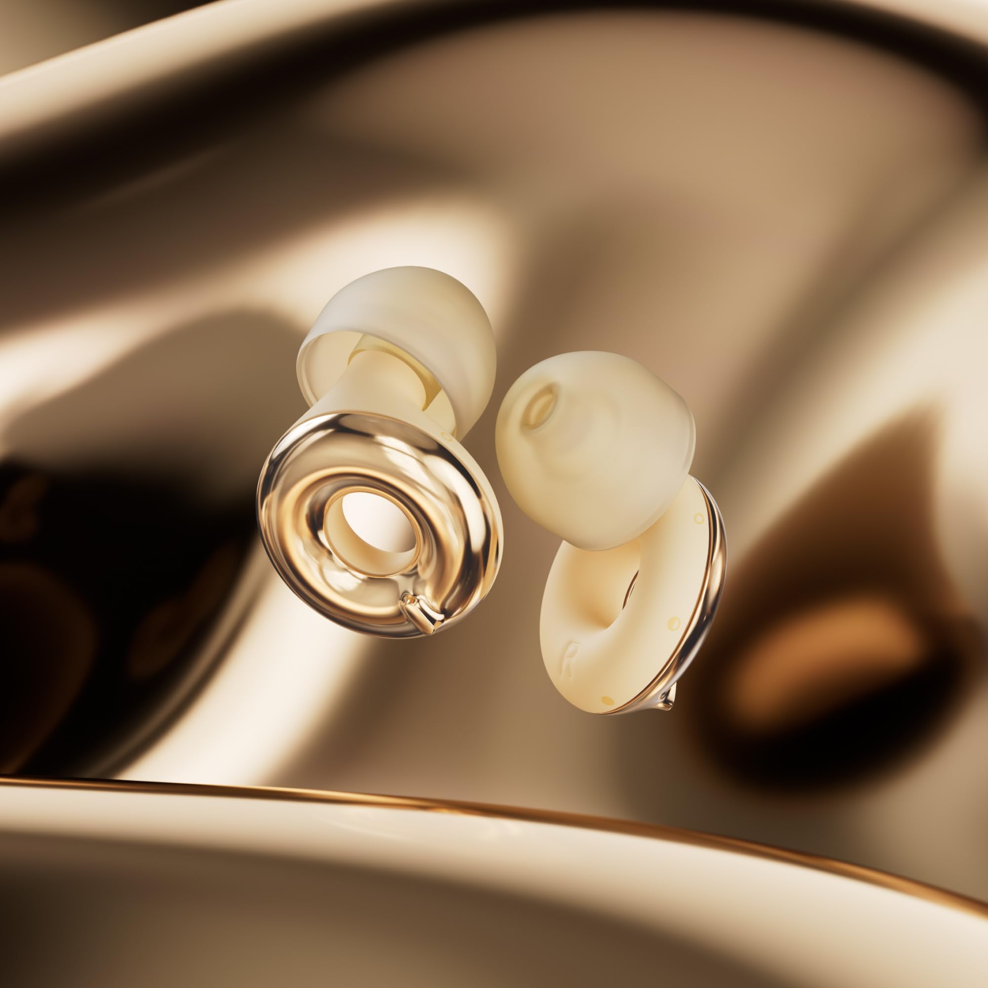 Loop Switch 2 ear tips S offer a comfortable daily fit for many users