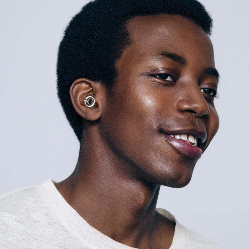 Loop Switch 2 ear tips S ensuring comfort during busy environments.