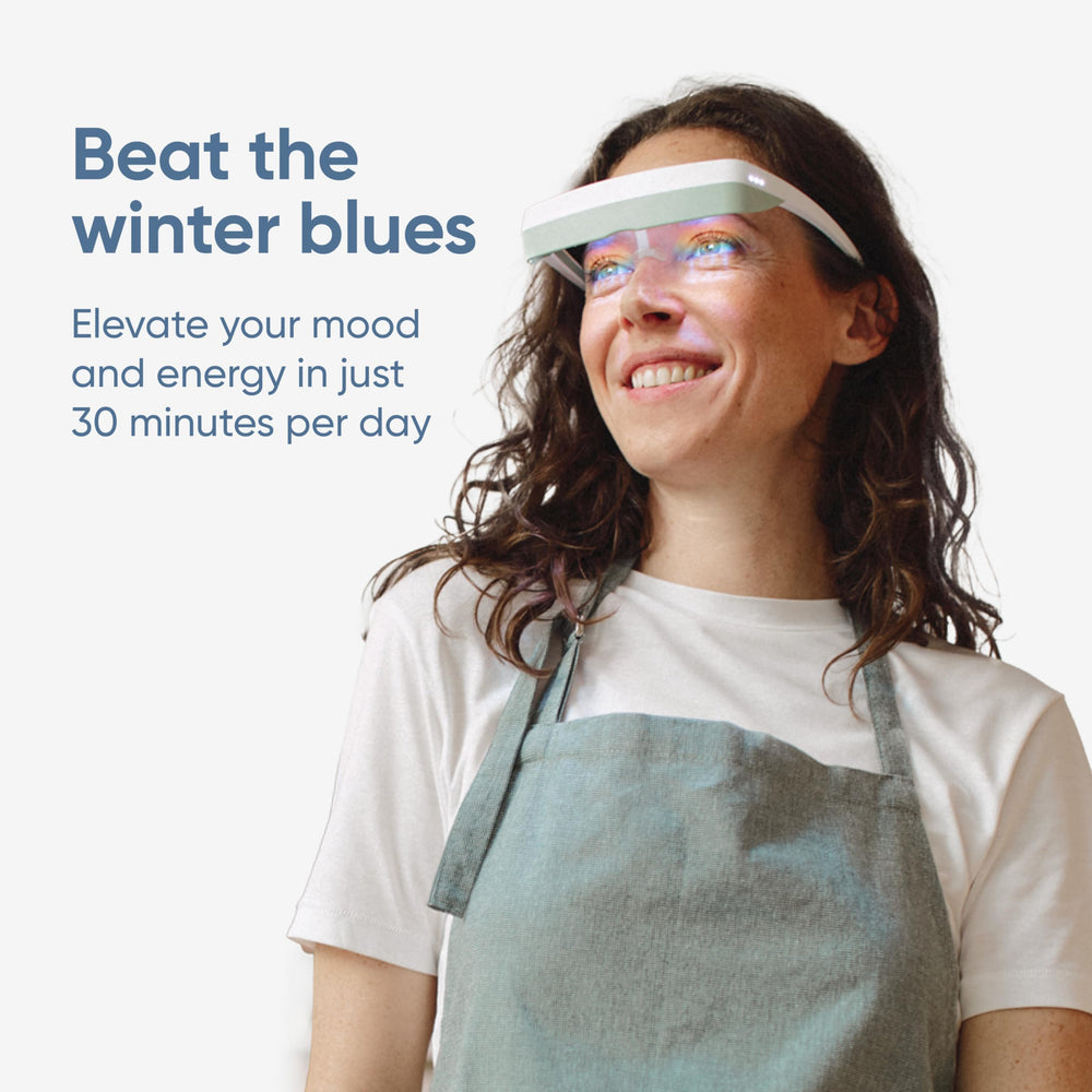 Luminette 3 emits blue-enriched light at 500-1500 lux for daytime energy.