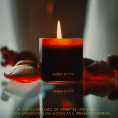 LUXEHO gift box with candles showcases a luxurious present for loved ones.