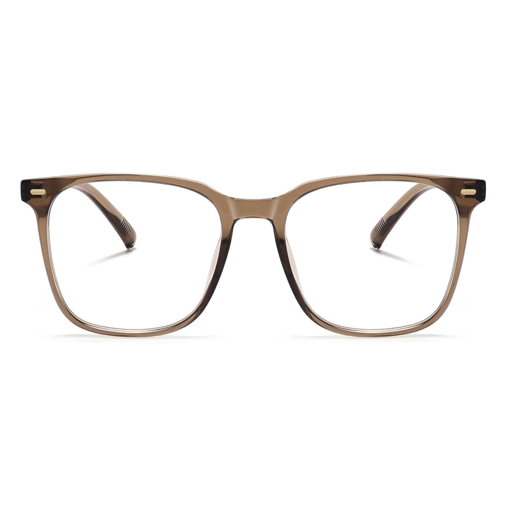 MACJERO model wear view showing versatile fit for women and men