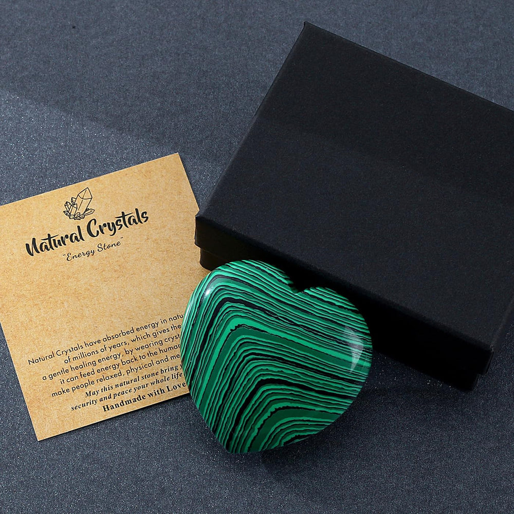 MAIBAOTA malachite heart polished finish highlights natural banding and elegance.