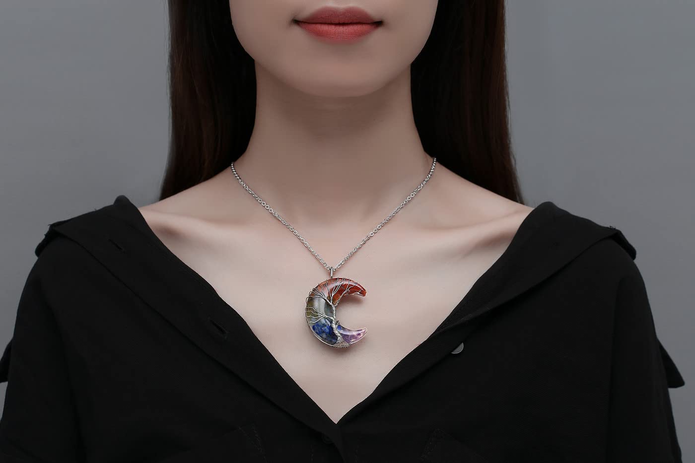 MAIBAOTA Tree of Life Resin Necklace with natural stone charm.