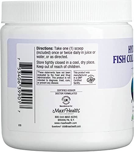 Collagen peptides powder dissolving instantly in water with no taste.