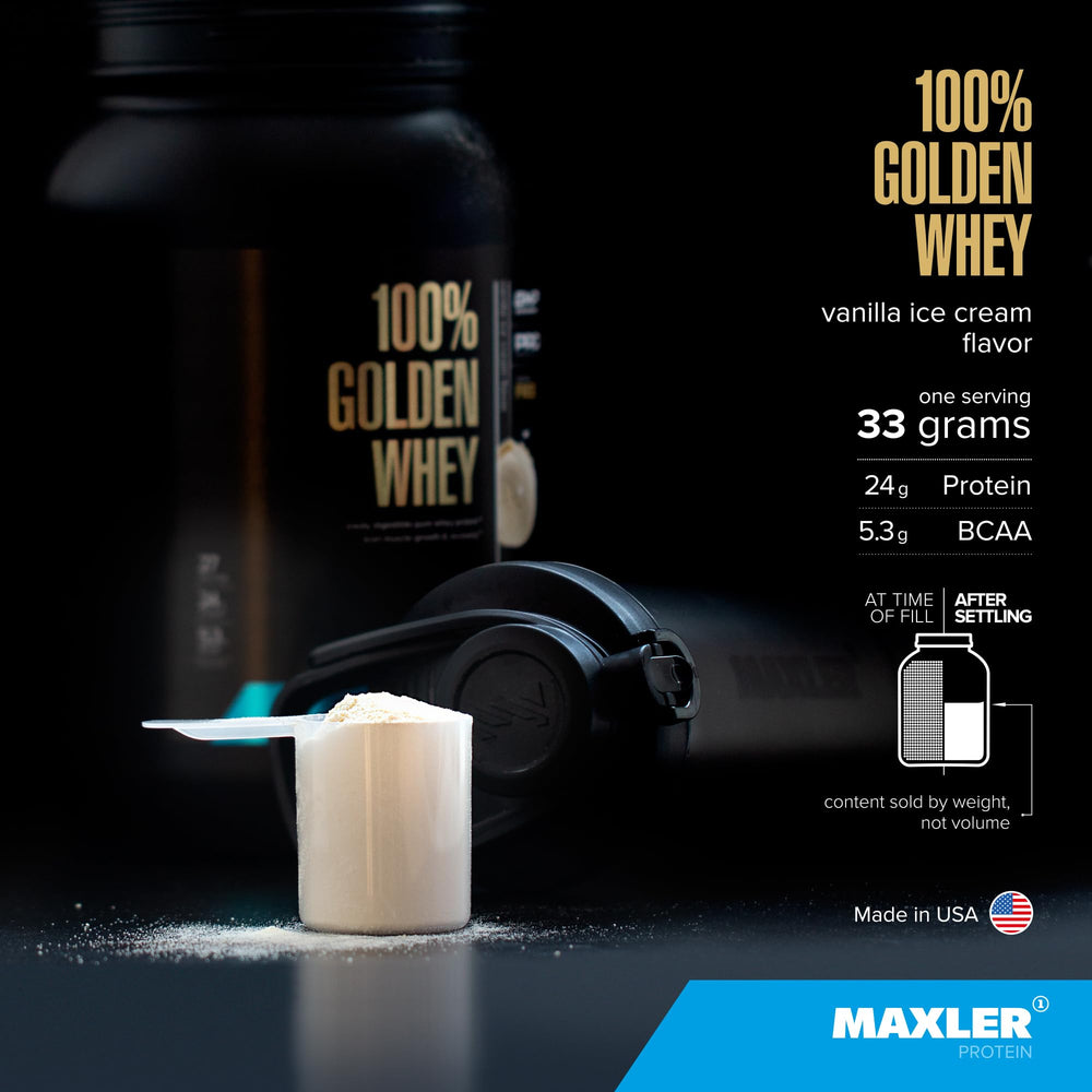Milk dissolving Maxler Golden Whey powder demonstrates fast mixability.