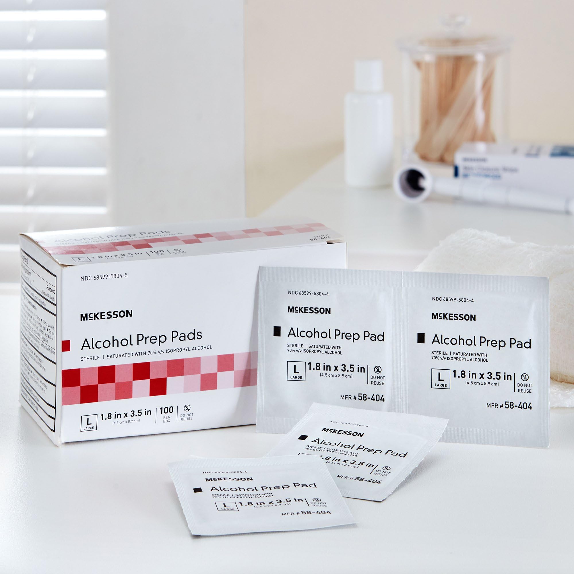 McKesson Alcohol Prep Pads ideales para primeros auxilios y preparación de piel.