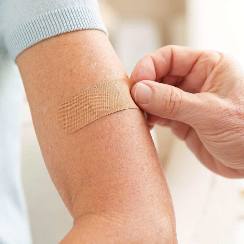 McKesson conforming bandage offers reliable wound protection while active.