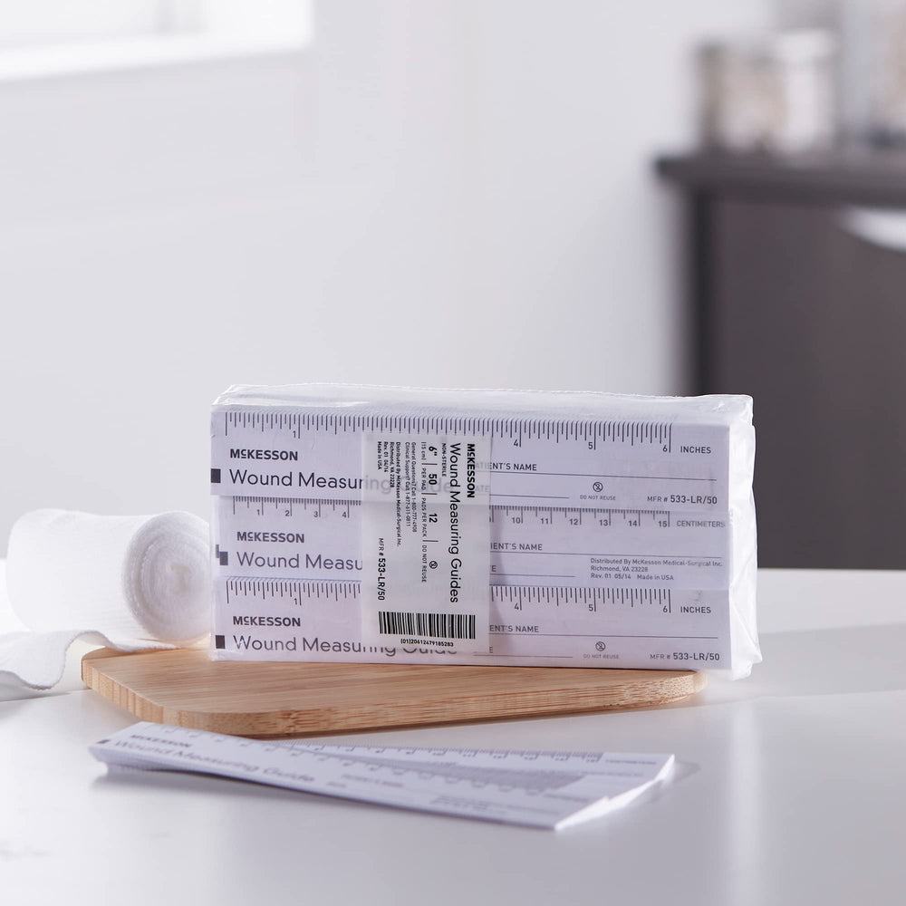Ruler up to 15 cm suits larger wounds